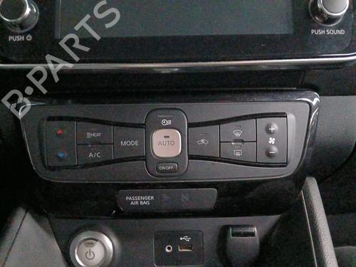 Comando chauffage NISSAN LEAF (ZE1) Electric (150 hp) 31599752