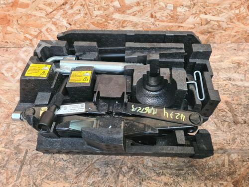 Used Other RENAULT MASTER III Bus (JV) 2.3 dCi 150 FWD (JV0F, JV03) (150 hp) 31632341