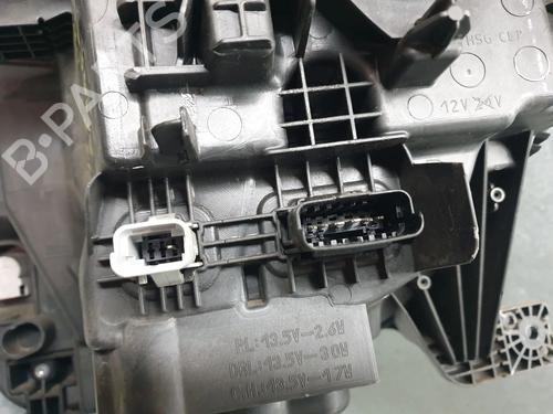 Lyskaster høyre SMART FORFOUR Hatchback (453) 1.0 (453.042, 453.043) | BP31599771C29 