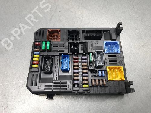 Used Fuse box PEUGEOT 208 II (UB_, UP_, UW_, UJ_) 1.2 PureTech 100 (101 hp) 31654868