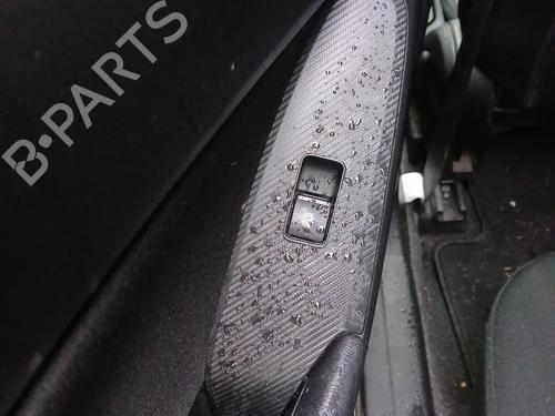 Venstre bagtil elrude kontakt MAZDA 3 (BM, BN) 2.0 (165 hp) 31668137