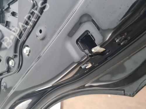 rear-right-lock-alfa-romeo-stelvio-949_-2016-28129316 main image