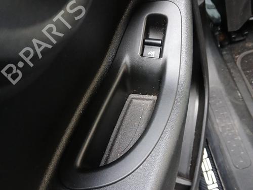 Venstre bagtil elrude kontakt FIAT 500X (334_) 1.3 (334.AXR11) (150 hp) 31712017