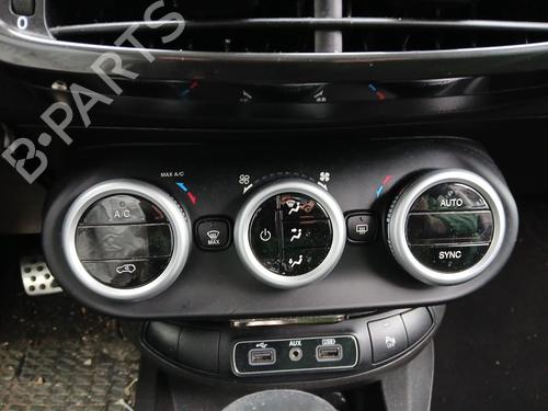 Comando clima FIAT 500X (334_) 1.3 (334.AXR11) (150 hp) 31712041