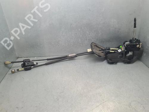 Palanca de cambios PEUGEOT 208 II (UB_, UP_, UW_, UJ_) 1.2 PureTech 75 (75 hp) 31714836