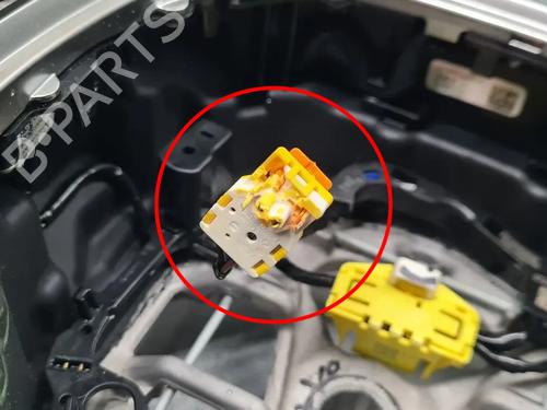 Steering wheel PEUGEOT 2008 II (UD_, US_, UY_, UJ_, UR_, UC_) 1.2 PureTech 130 (USHNS, URHNS) | BP27179326C49 