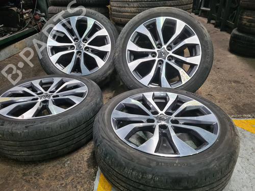 Used Rim RENAULT MEGANE IV Grandtour (K9A/M/N_) E-TECH 160 (K9NH) (158 hp) 31807196