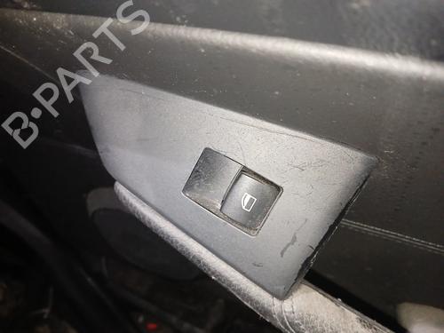 Højre fortil elrude kontakt BMW 6 (E63) 650 i (367 hp) 31842535