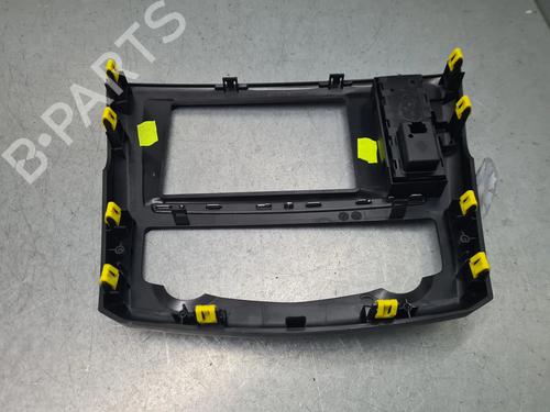 Radio RENAULT KADJAR (HA_, HL_) 1.2 TCe 130 (HLMR) | BP31836098E6