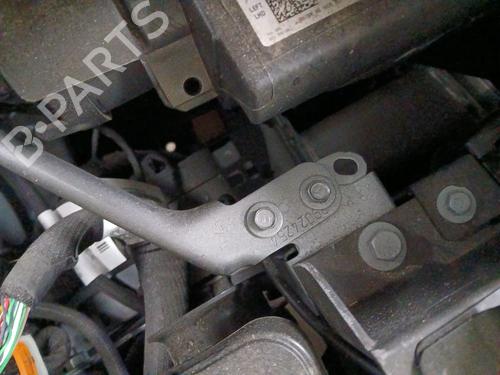 Refuerzo paragolpes delantero Refuerzo paragolpes delantero CITROËN C3 AIRCROSS II (2R_, 2C_) 1.2 PureTech 130 (2RHNYH) (131 hp) 34278653 34278653