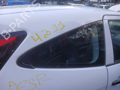 rear-right-quarter-glass-toyota-aygo-_b4_-2014-31871961 main image