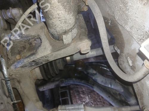 Fusée avant gauche TOYOTA AYGO (_B4_) 1.0 VVTi (KGB40) (72 hp) 31871975