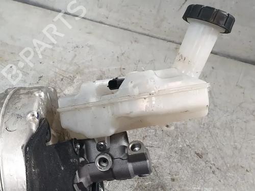 Maître-cylindre RENAULT CLIO V (B7_) 1.0 LPG (B7MT) (101 hp) 31908408