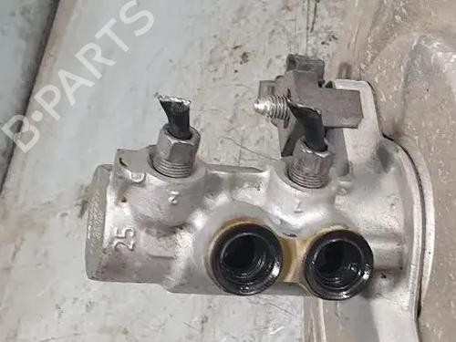 master-brake-peugeot-partner-box-bodympv-k9-16-bluehdi-75-2018-7200716 main image