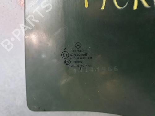 Vetro posteriore sinistro MERCEDES-BENZ GLA-CLASS (X156) GLA 220 d 4-matic (156.905) (177 hp) 31908413