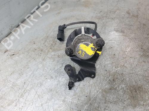 Pompa a vuoto AUDI A3 Sportback (8VA, 8VF) 2.0 TDI (150 hp) 31908414