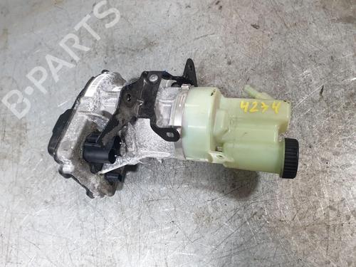 Pompe de direction assistée RENAULT MASTER III Bus (JV) 2.3 dCi 150 FWD (JV0F, JV03) (150 hp) 31919042