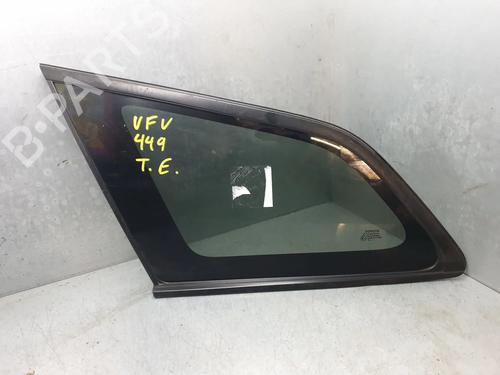 rear-left-quarter-glass-toyota-corolla-estate-_e21_-2019-27311782 main image