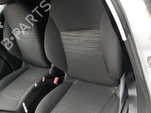 Used Left front seat PEUGEOT 208 I (CA_, CC_) 1.6 HDi / BlueHDi 75 (75 hp) 31923636