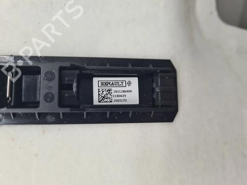 Interiør tag RENAULT ARKANA I (LCM_, LDN_)  | BP31930196I12 