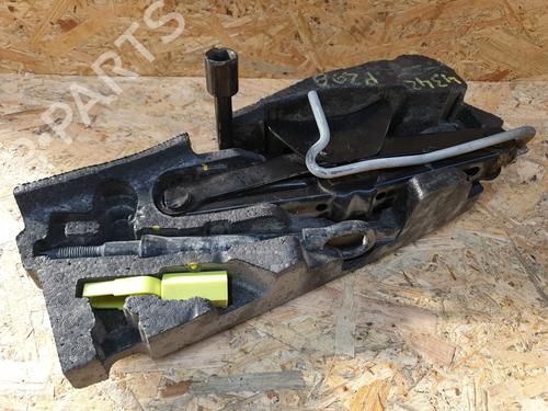 Used Other PEUGEOT 208 I (CA_, CC_) 1.5 BlueHDI 100 (102 hp) 31932133