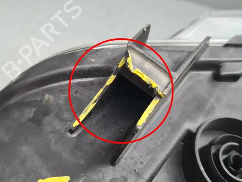 Right headlight CITROËN C4 CACTUS 1.2 VTi 82 | BP31932143C29 