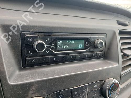 Used Radio FORD TRANSIT CUSTOM V362 Van (FY, FZ) 2.0 EcoBlue (105 hp) 31932109
