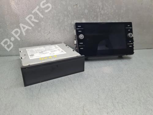 Used Radio VW POLO VI (AW1, BZ1, AE1) 1.0 TSI (95 hp) 31959656