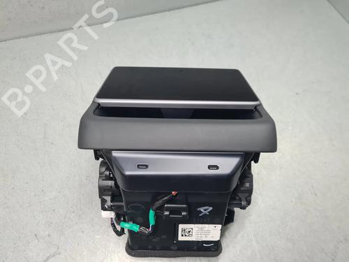 Display monitor TESLA MODEL 3 (5YJ3) EV AWD | BP31969909C48 