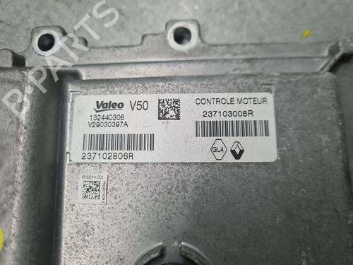 Engine control unit (ECU) DACIA SANDERO II TCe 90 (B8M1, B8MA, B8AC) | BP31994552M57