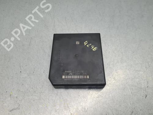 Used Fuse box RENAULT ZOE (BFM_) ZOE (92 hp) 31996425