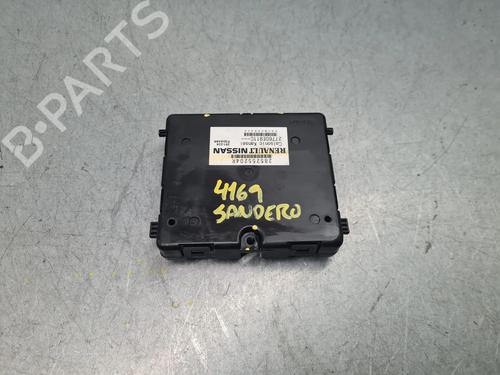 Used Electronic module DACIA SANDERO III 1.0 TCe 100 (101 hp) 31996437