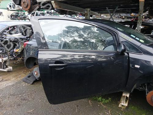 Used Right front door OPEL CORSA E (X15) 1.3 CDTI (08, 68) (75 hp) 32010927