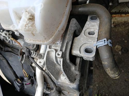 Used Engine mount VW POLO VI (AW1, BZ1, AE1) 1.0 TSI (95 hp) 32011456