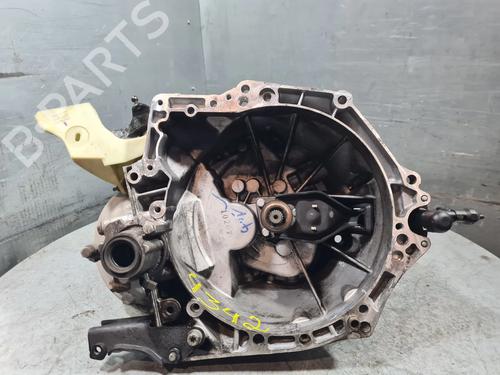 Cambio manuale PEUGEOT 208 I (CA_, CC_) 1.5 BlueHDI 100 (102 hp) 32021273