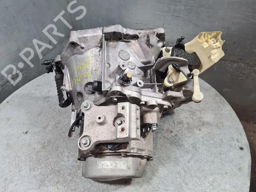 Gearbox CITROËN C3 III (SX) 1.5 BlueHDi 100 (SXYHYP, SXYHTU) | BP32024210M3
