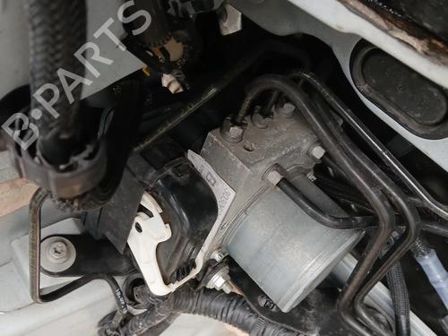 Used ABS pump ABS pump RENAULT KANGOO Express (FW0/1_) 1.5 dCi 110 (FW06, FW12) (110 hp) 32075207 32075207