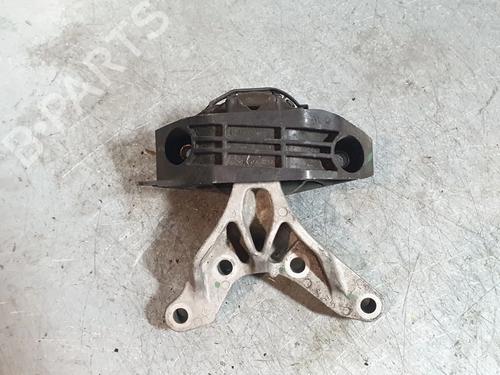 Used Engine mount PEUGEOT 2008 II (UD_, US_, UY_, UJ_, UR_, UC_) 1.2 PureTech 100 (USHNK) (101 hp) 32084170