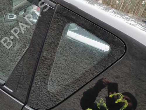 Panel rude bagtil venstre RENAULT SCÉNIC III (JZ0/1_) 1.5 dCi (106 hp) 32085146