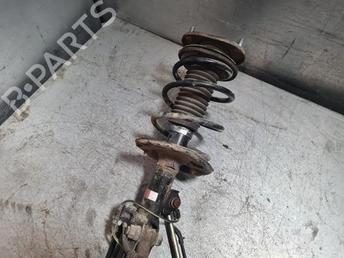 Used Right front shock absorber TOYOTA AURIS Estate (_E18_) 1.8 Hybrid (ZWE186_, ZWE186R, ZWE186H) (136 hp) 31621763