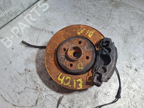 Used Right front steering knuckle RENAULT CAPTUR I (J5_, H5_) 1.5 dCi 90 (J5N4, J5M5, J5MW, J5M6, J5AL, J5AJ) (90 hp) 29815362