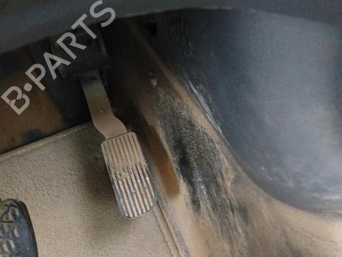 pedal-mercedes-benz-vito-mixto-van-w639-2003-32137627 main image