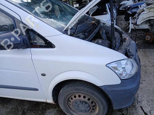 Used Right front fenders MERCEDES-BENZ VITO / MIXTO Van (W639) 116 CDI (639.601, 639.603, 639.605) (163 hp) 32140651