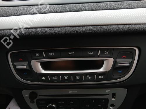 climate-control-renault-megane-iii-grandtour-kz01-2008-2009-2010-2011-2012-2013-2014-2015-2016-32142695 main image