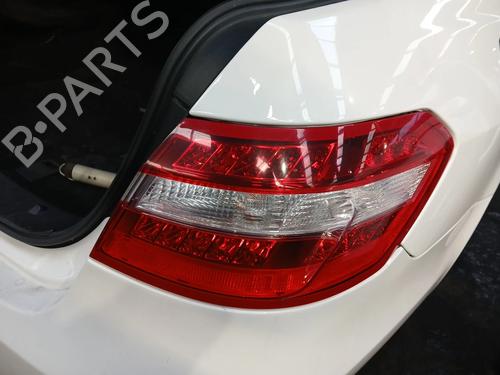 Højre baglygte MERCEDES-BENZ E-CLASS (W212) E 200 CDI / BlueTEC (212.005, 212.006) (136 hp) 32145945