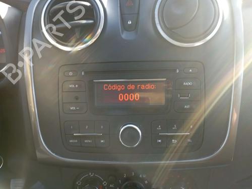 bilradio-dacia-sandero-ii-2012-32156791 main image