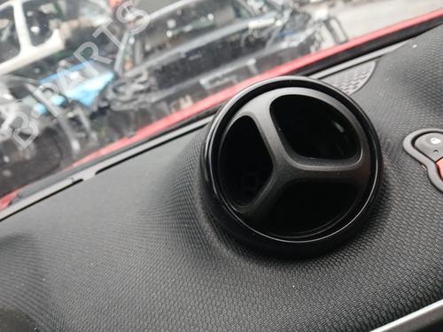 grille-daeration-smart-forfour-hatchback-453-2014-32189852 main image