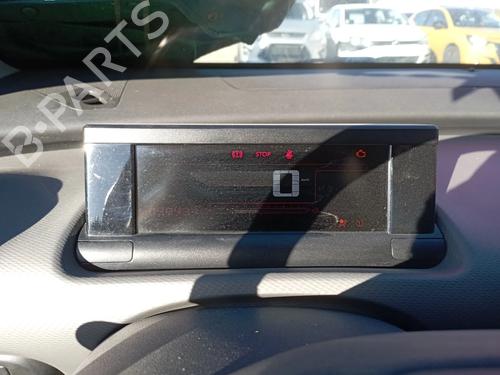 instrument-cluster-citroen-c4-cactus-2014-32194093 main image