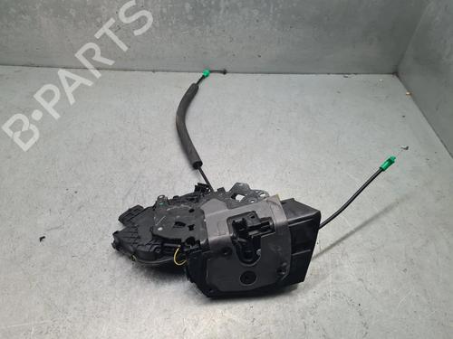 rear-right-lock-jaguar-f-pace-x761-2015-25986147 main image