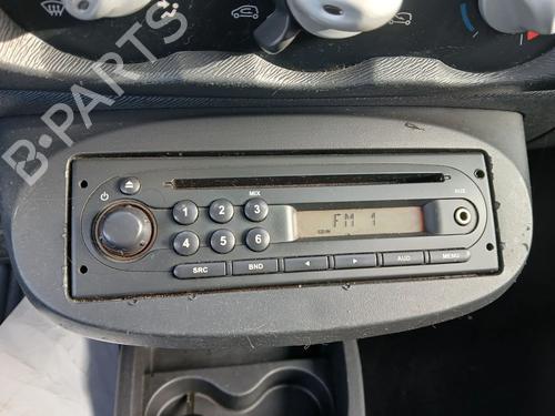 Used Radio RENAULT TWINGO II (CN0_) 1.5 dCi 75 (75 hp) 32220717